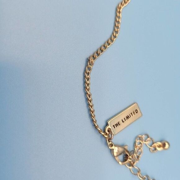 🔥The Limited pale pink flower 🌸 cluster necklace matching earrings 😍 - Picture 10 of 14